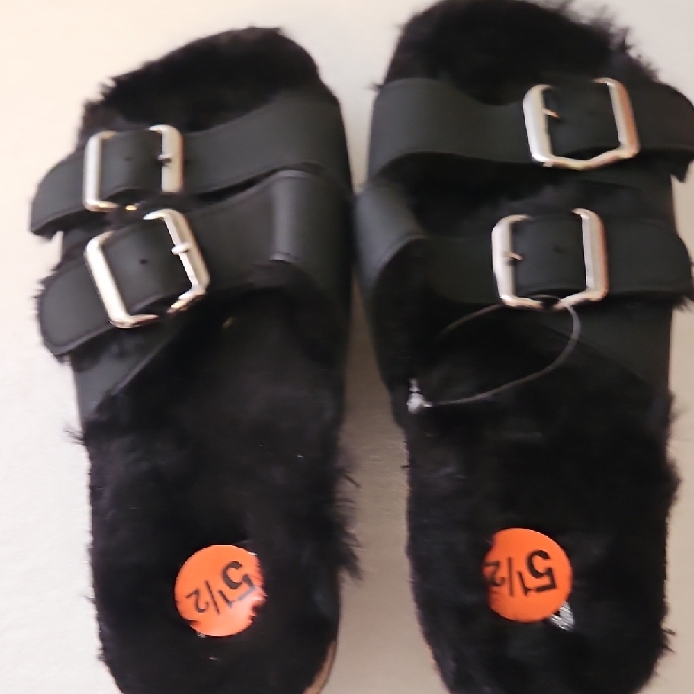 New Black Furry Women's Sandals